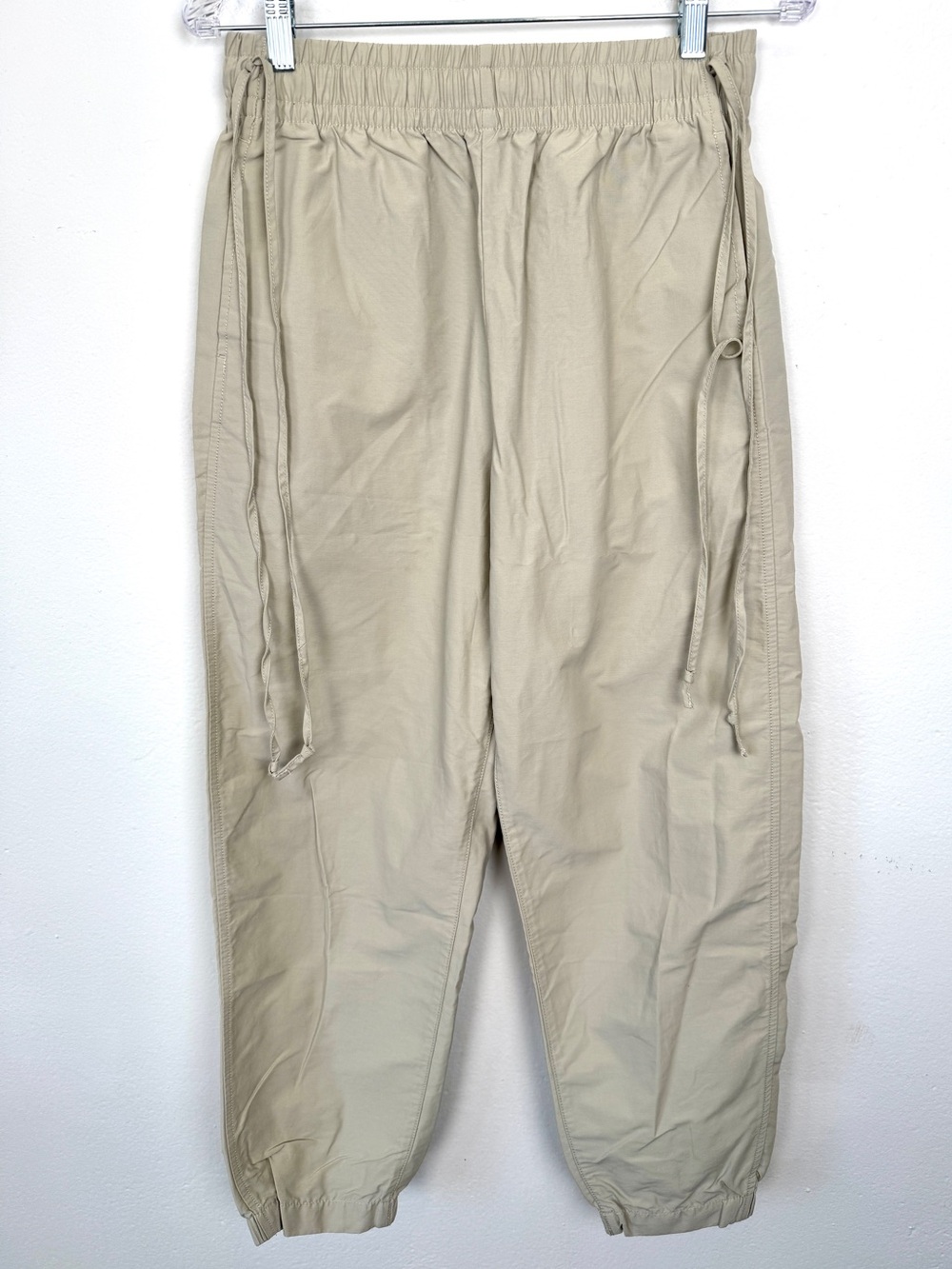 Urban Outfitters Size Small Beige / Neutral Nylon Jogger Pants